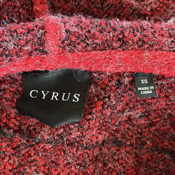 CYRUS Red & Black Windowpane Hooded Sweater Jacket Cozy Warm Winter XS - Picture 4 of 5